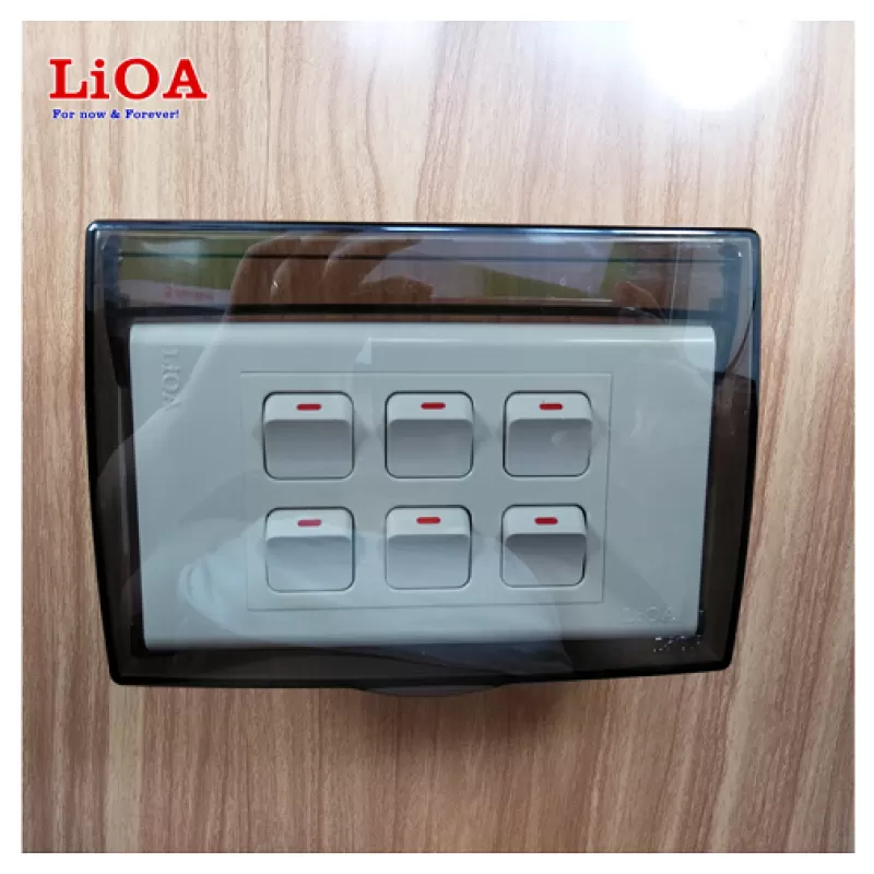 HỘP TỦ ĐIỆN NHỰA CHỐNG NƯỚC CHE MƯA LIOA 