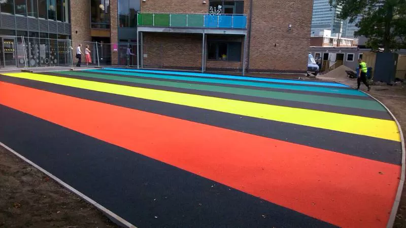 Sàn Cao Su Đổ Ướt