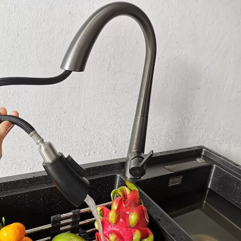 Vòi rửa bát dây rút mạ PVD cao cấp MN- 820K