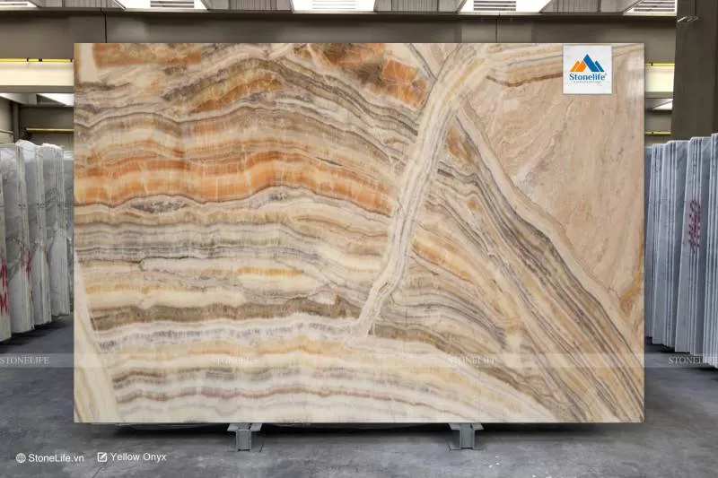 X015 - Yellow onyx
