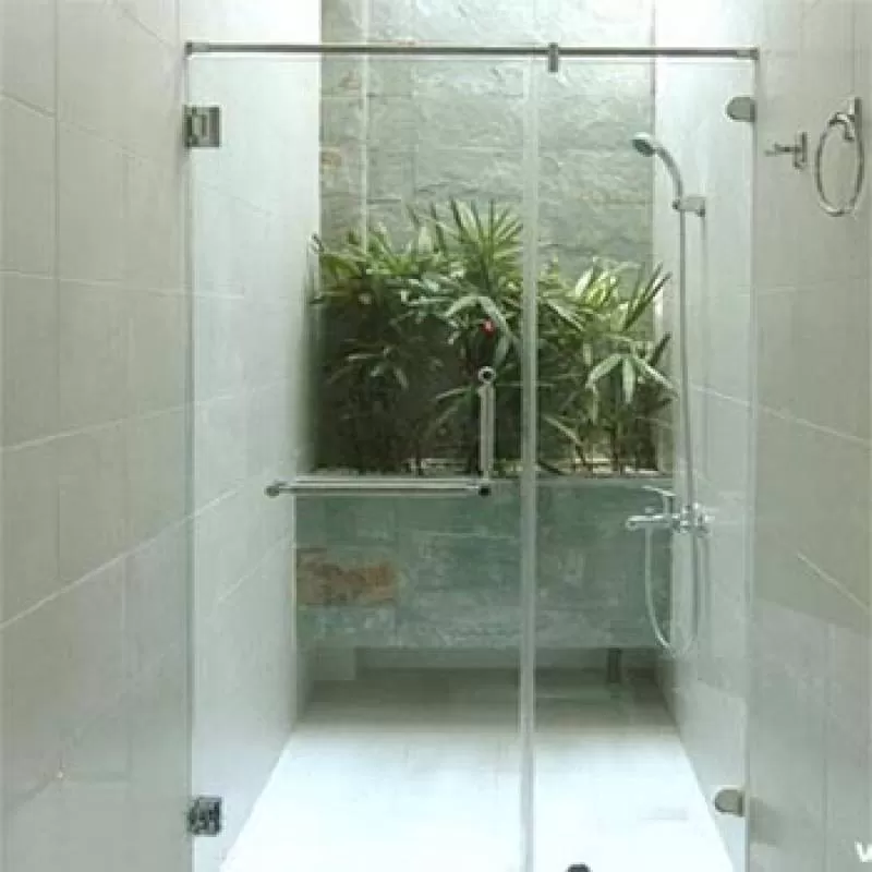 Vách tắm kính theo yêu cầu NP – Bộ thẳng 