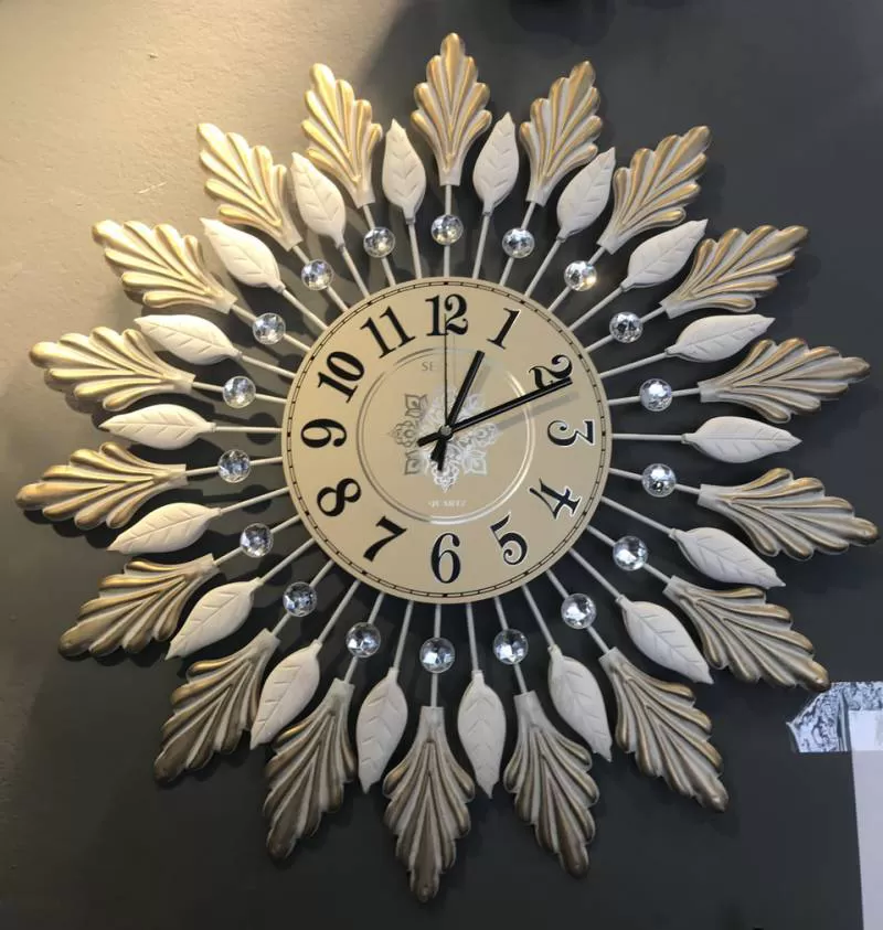 Đồng hồ treo tường lá cây