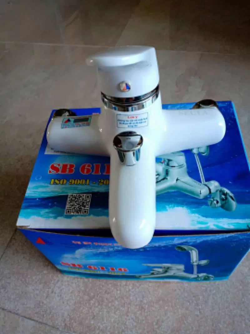 Sen 6168( Sứ trắng ) 