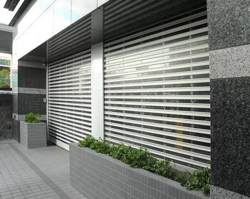 Cửa cuốn khớp thoáng inox vuông