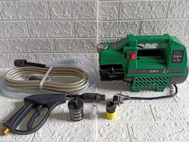 MÁY RỬA XE ZUKUIS3