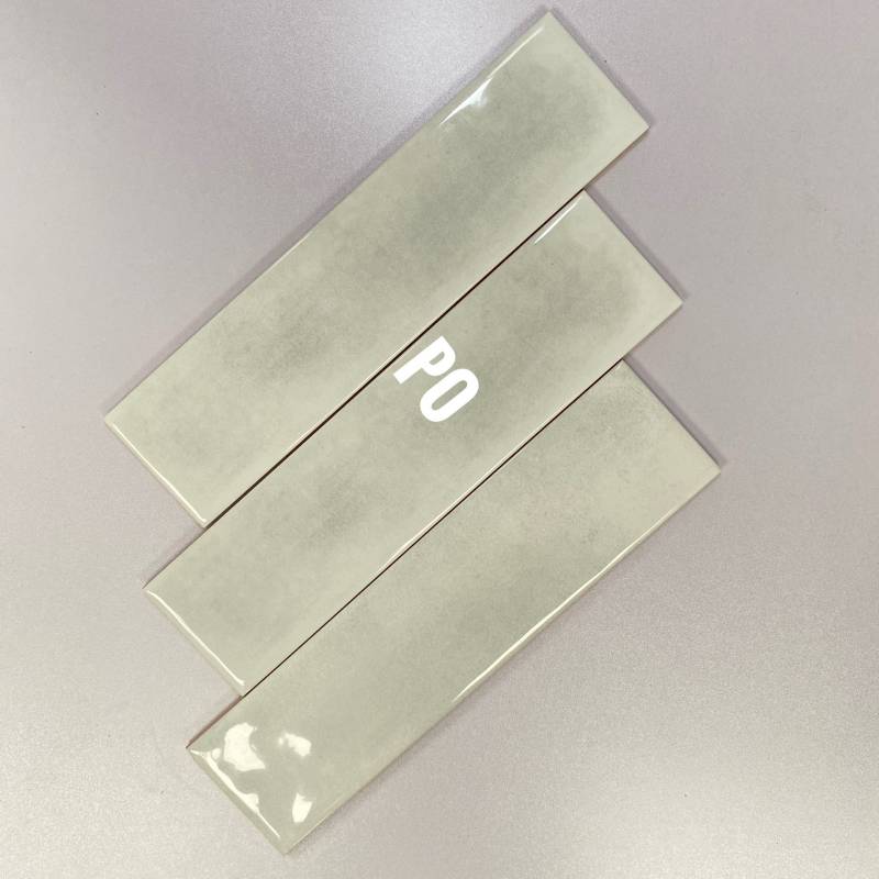 Gạch thẻ trắng bóng lượn mặt 75x300mm M7532P0 