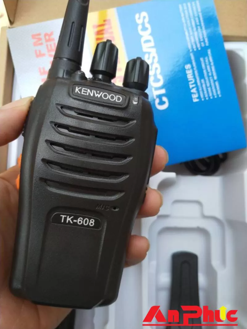 Bộ đàm Kenwood TK608 tiêu chuẩn IP55