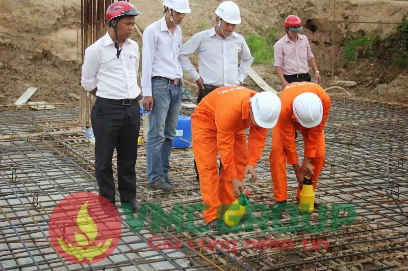 BIỆN PHÁP THI CÔNG TẨY GỈ THÉP