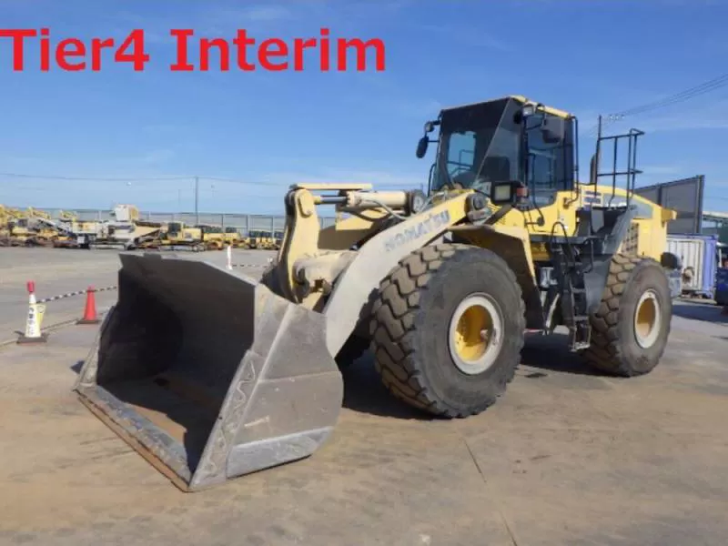 Xe xúc lật bánh lốp Komatsu WA470-7