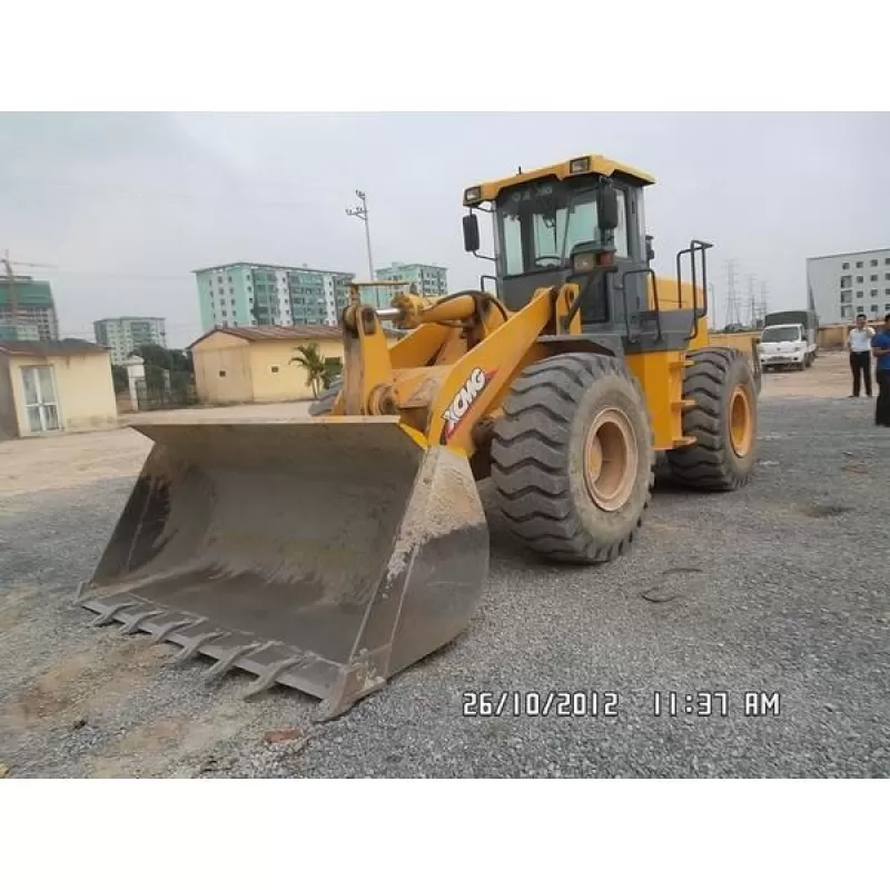 Máy xúc lật XCMG LW500F gầu 3 khối bán và cho thuê