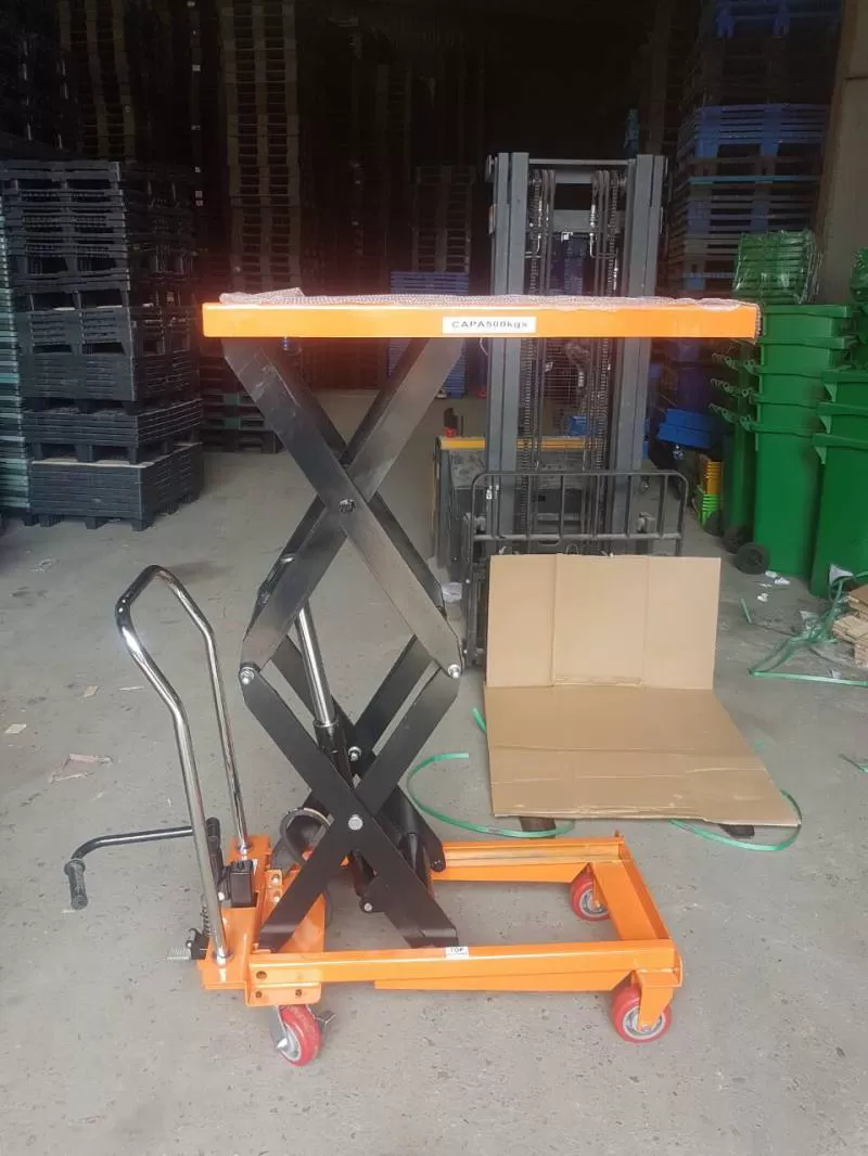 Xe nâng mặt bàn tải trọng 500kg Model WP500 độ cao tối đa 1500mm