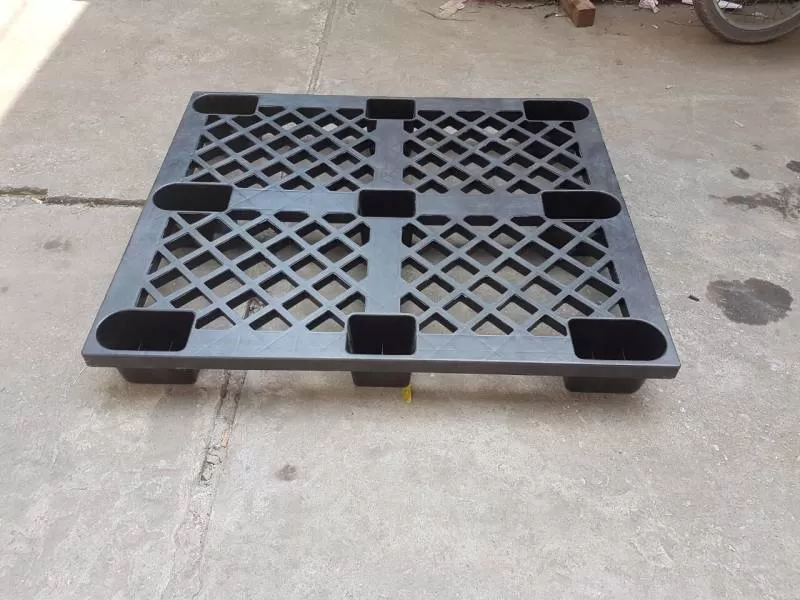 Pallet nhựa kích thước 1200x1000x140mm chân cốc