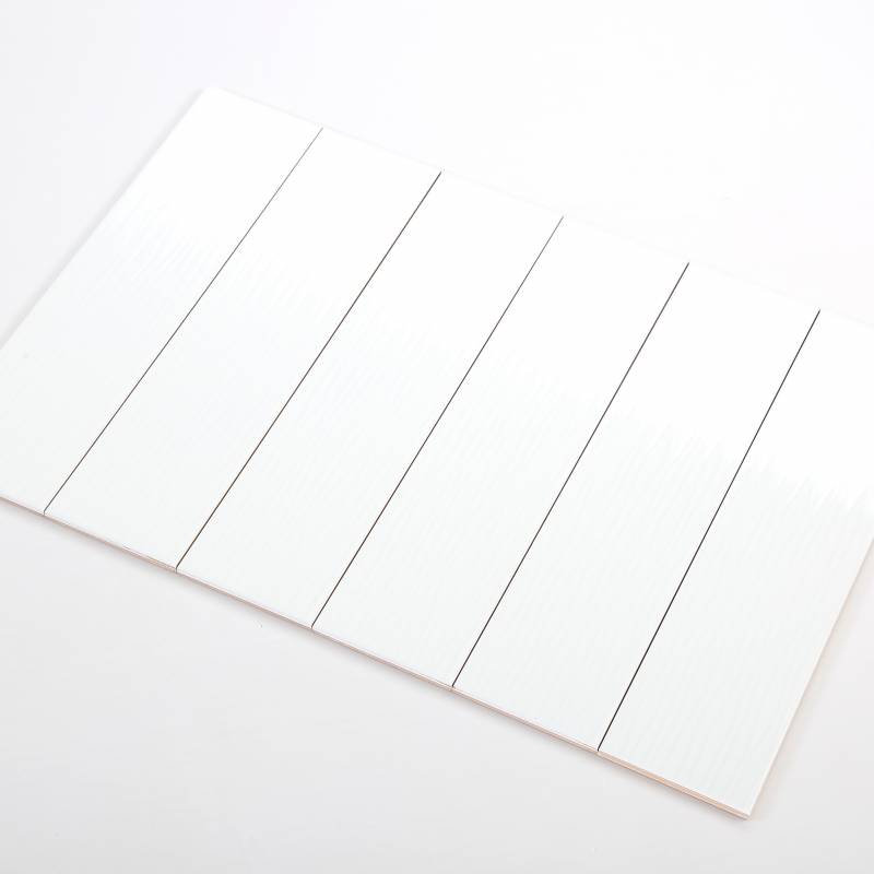 Gạch thẻ khuôn trắng bóng 100*400mm M1400B