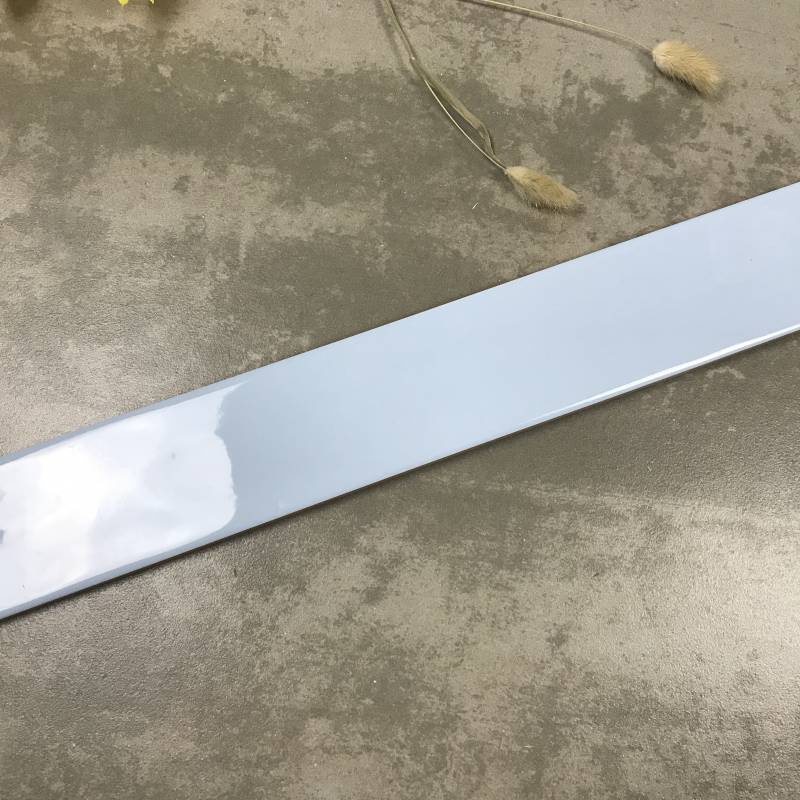 Gạch thẻ khuôn xanh màu nước hồ bóng 60*400mm M60404BH