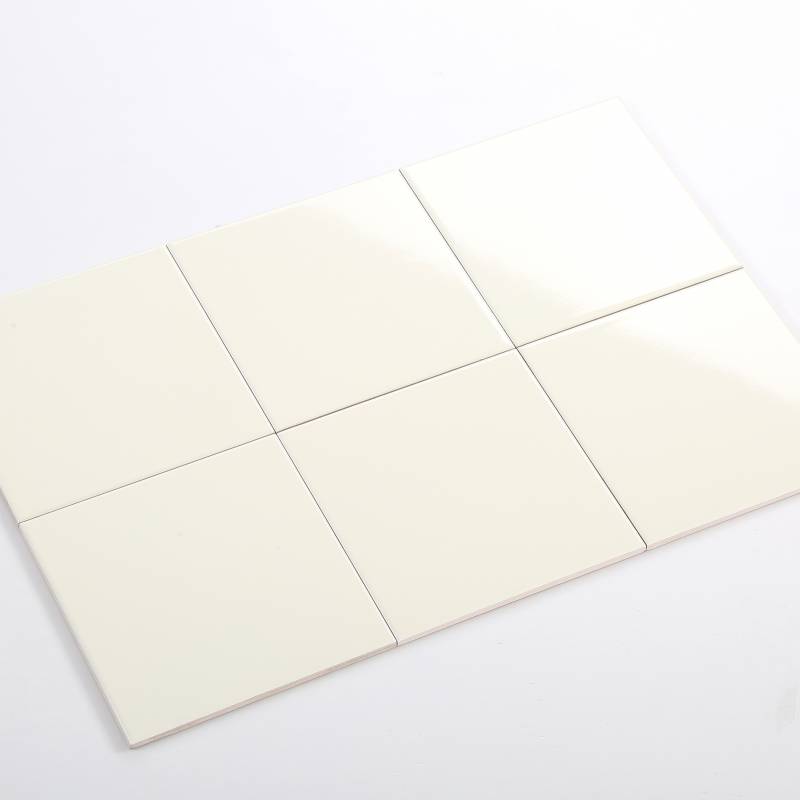 Gạch thẻ be bóng phẳng 150*150mm M151501