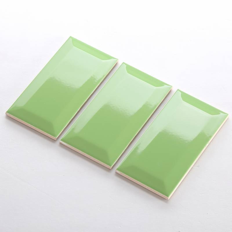 Gạch thẻ xanh cốm bóng vát KT 75*150mm M751506X