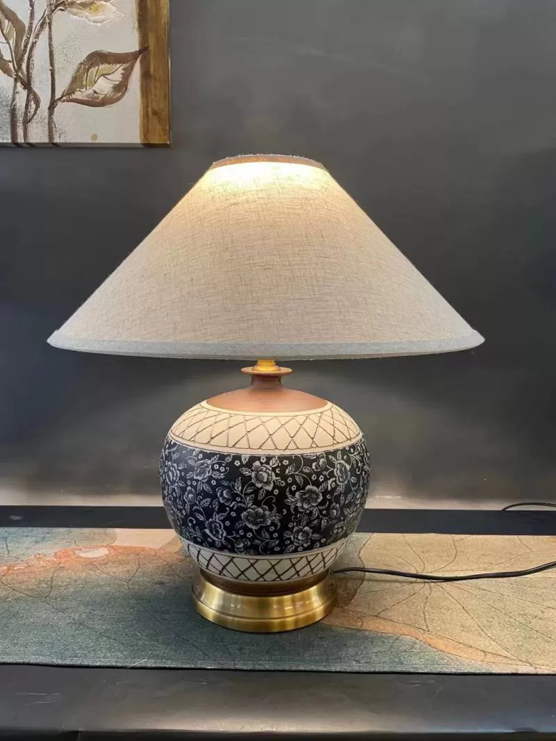 Đèn để bàn HTB-89