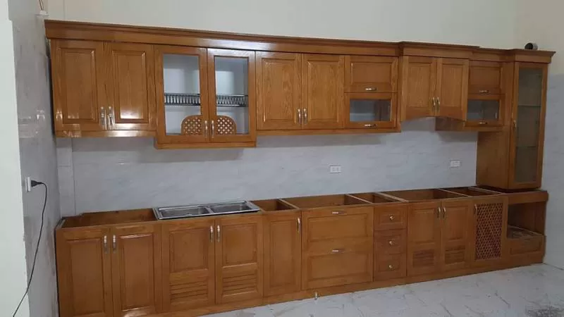 TỦ BẾP GỖ SỒI NGA SN02-SC