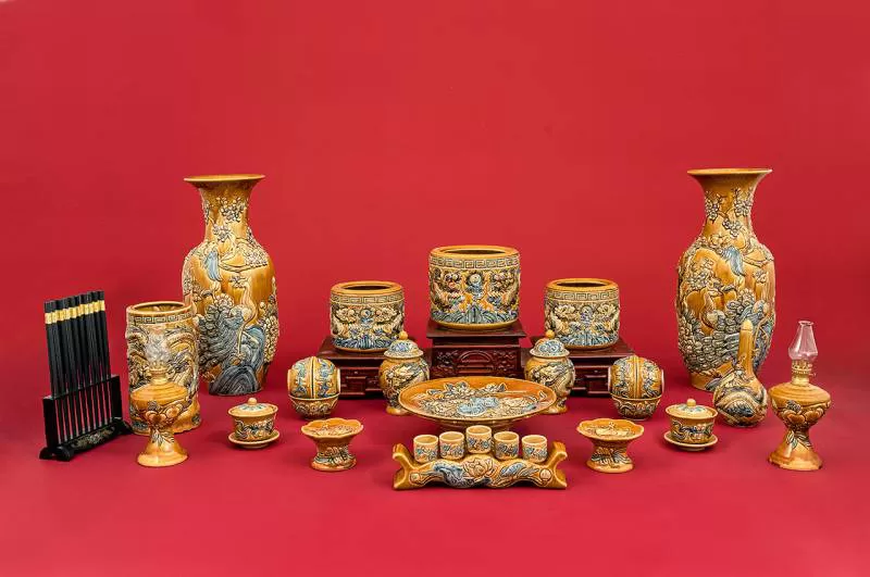 Bộ đồ thờ Hoàng Lưu Ly cho ban 1m97 trở lên - Bạch Thổ Phường