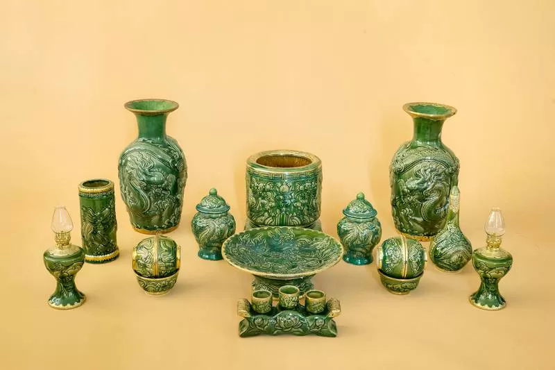 Bộ đồ thờ cúng men Ngọc Lục Bảo cho ban 1m54 - Bạch Thổ Phường