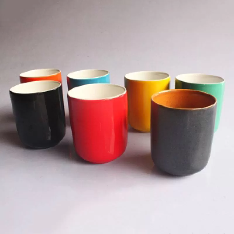 Tách sứ dáng hình trụ đa dạng màu sắc 