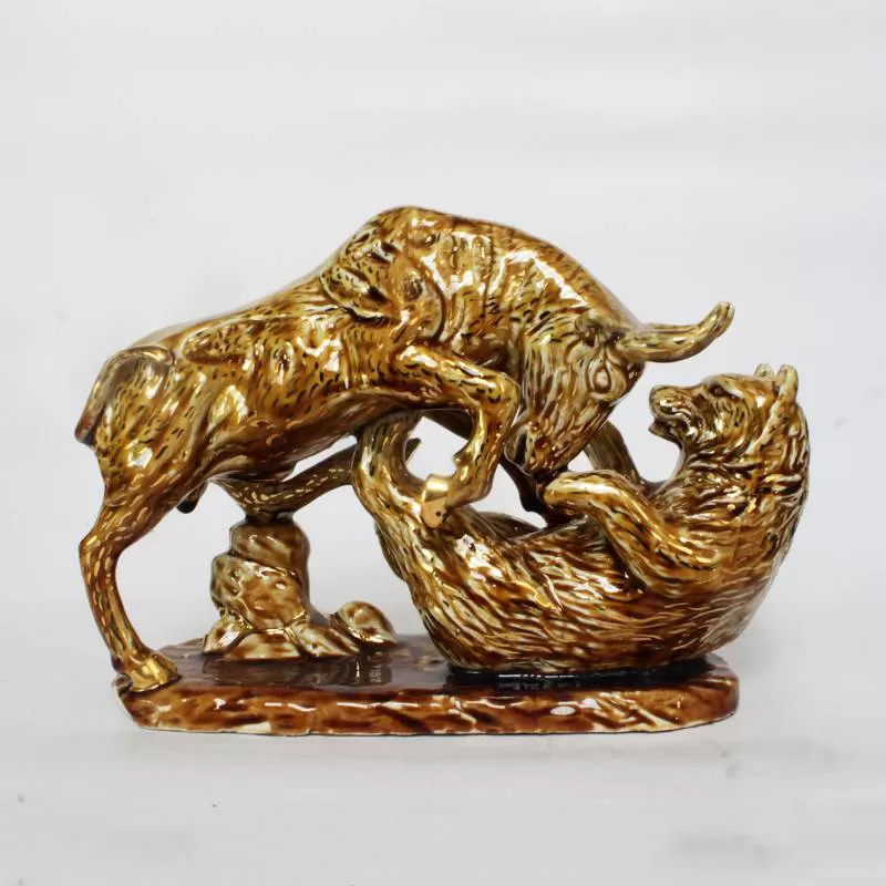 [Vẽ vàng] Tượng Trâu phong thủy gốm sứ men vàng da lươn - Hải Long