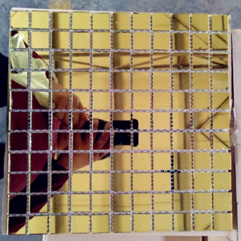 Gạch mosaic màu vàng gương kính GM789