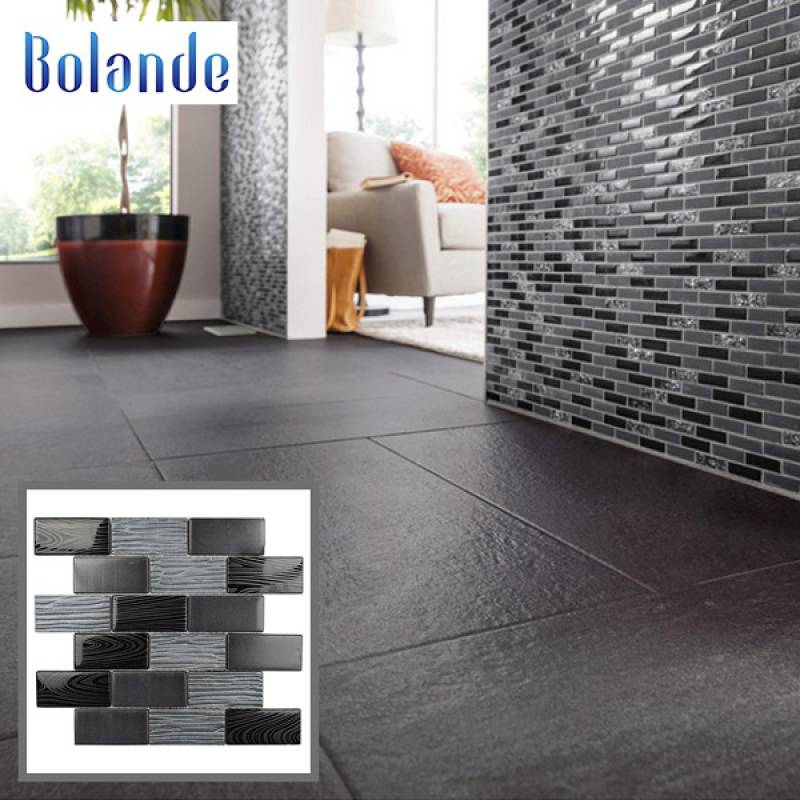 Gạch khảm thủy tinh màu đen vân gỗ 300*300mm KD9802