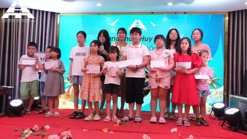 Thang máy Huy Hoàng - Nhẹ nhàng chào đón Đà Nẵng 2023