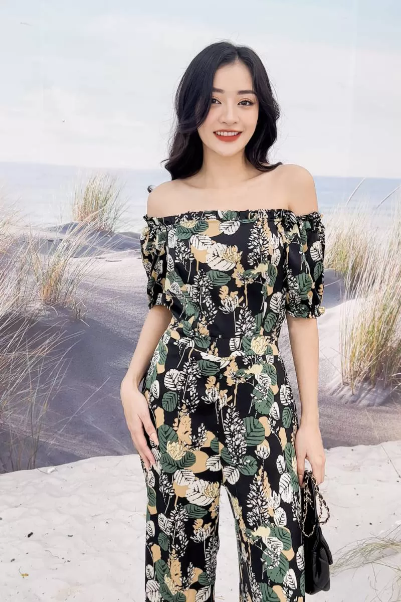 Jumpsuit dài chất lụa kiểu dáng vai bèo ống suông thanh lịch