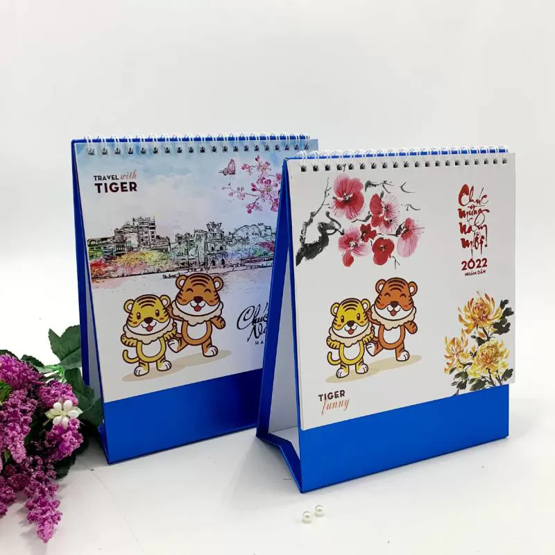 Lịch để bàn chữ A năm 2022 thiết kế thị trường đa dạng mẫu mã