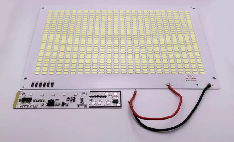 Chip led 8300L