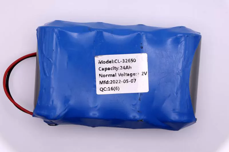 Pin Lithium 32650 (Kiểu : Ngang/ 4 quả)