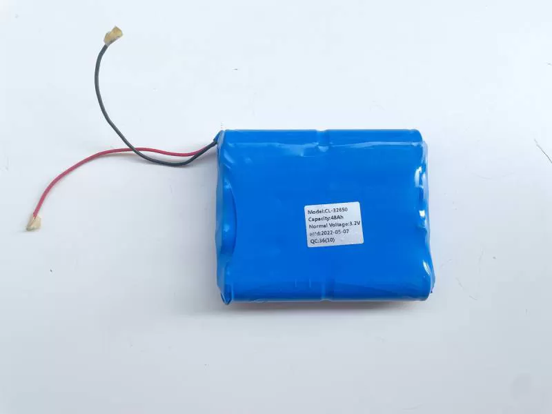 Pin Lithium 32650 (Kiểu : Dọc/ 8 quả)