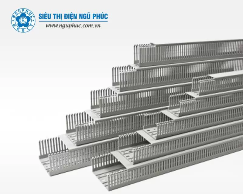 Máng nhựa răng lược TPC 25 x 45 (mm)