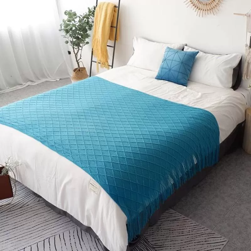 Khăn trải giường tua rua hình thoi BMH4183