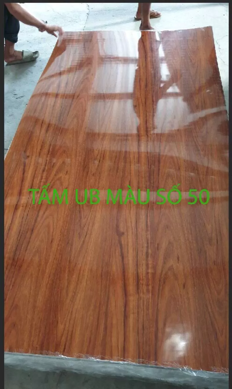 NHỰA ỐP TƯỜNG UB50