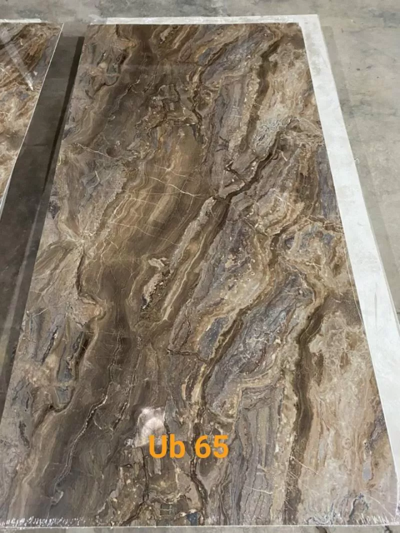 NHỰA ỐP TƯỜNG UB65