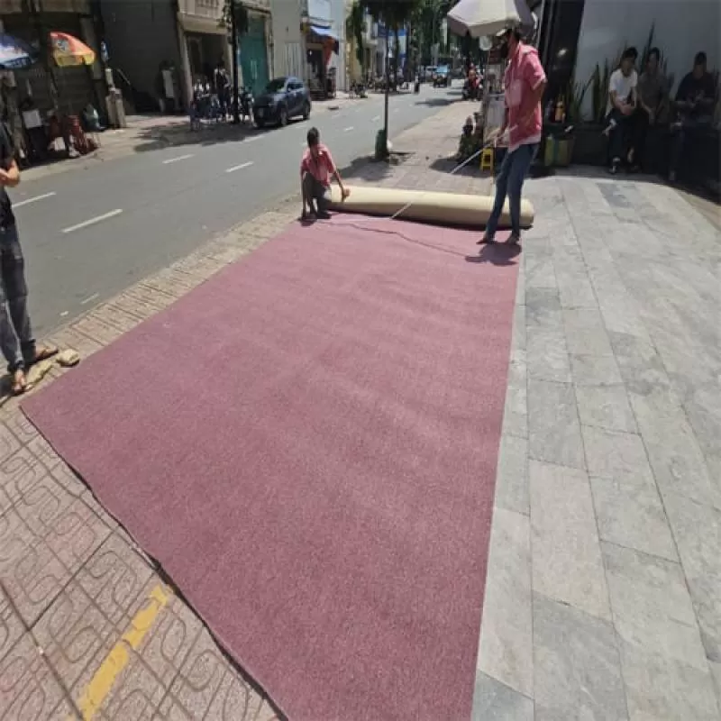 Sắc tím mộng mơ cùng thảm văn phòng tại Quận 3