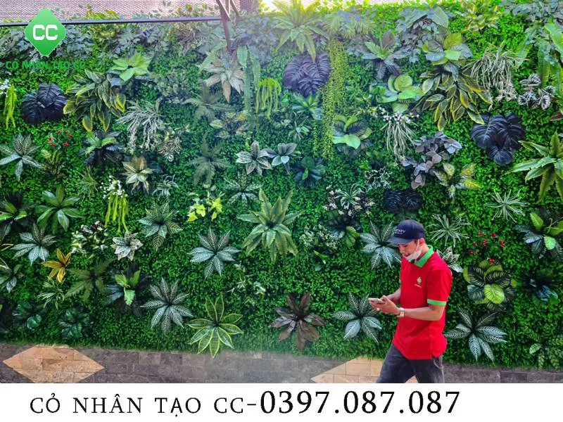 Thi công tường cây giả Bạc Liêu