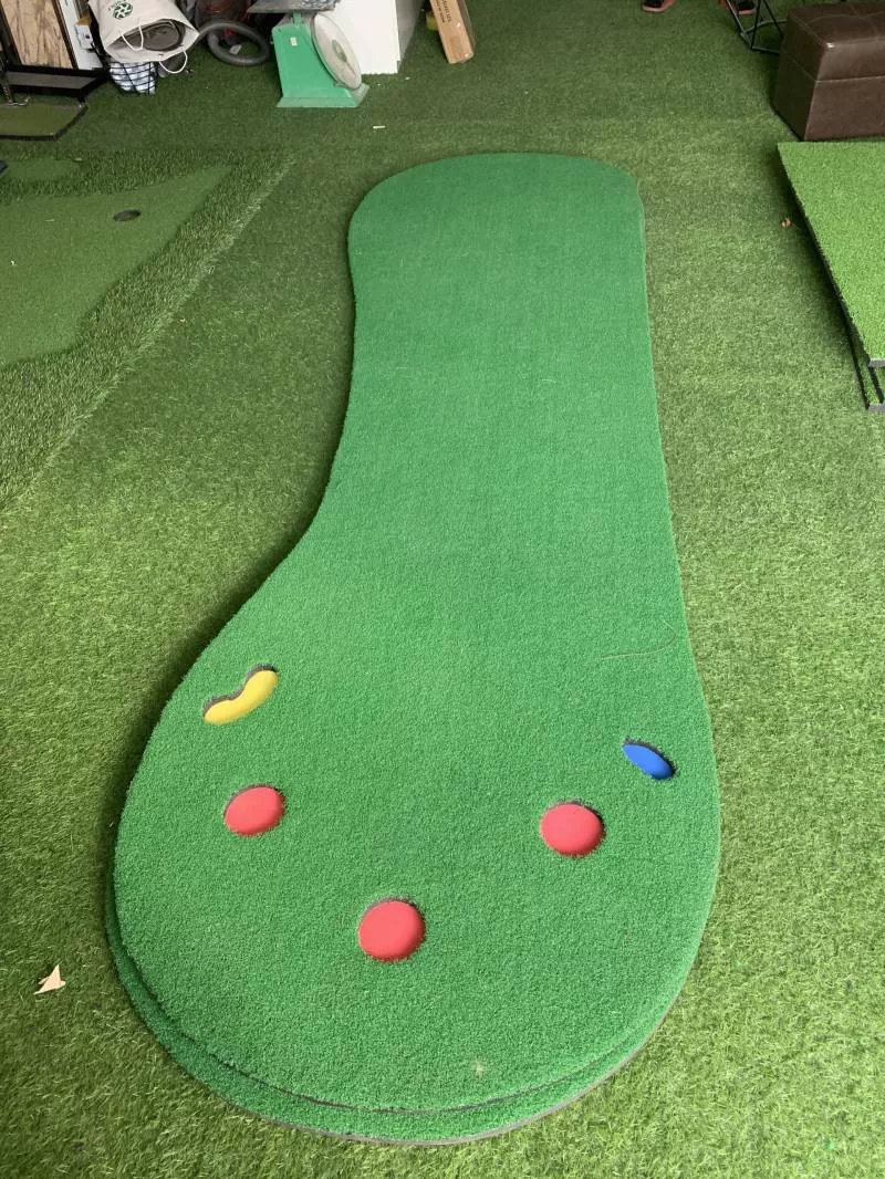 Thảm Tập Putt Bàn Chân Việt Nam