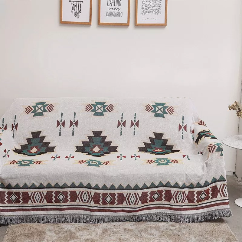 Chăn thảm phủ ghế sofa phối hợp làm thảm trải sàn thổ cẩm 