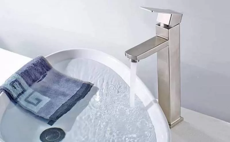 Vòi rửa mặt nóng lạnh Homaya 30cm MT11 