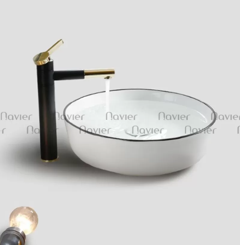 Chậu Lavabo Đặt Bàn Tròn Sứ Trắng Viền Đen Navier NV-339TD 