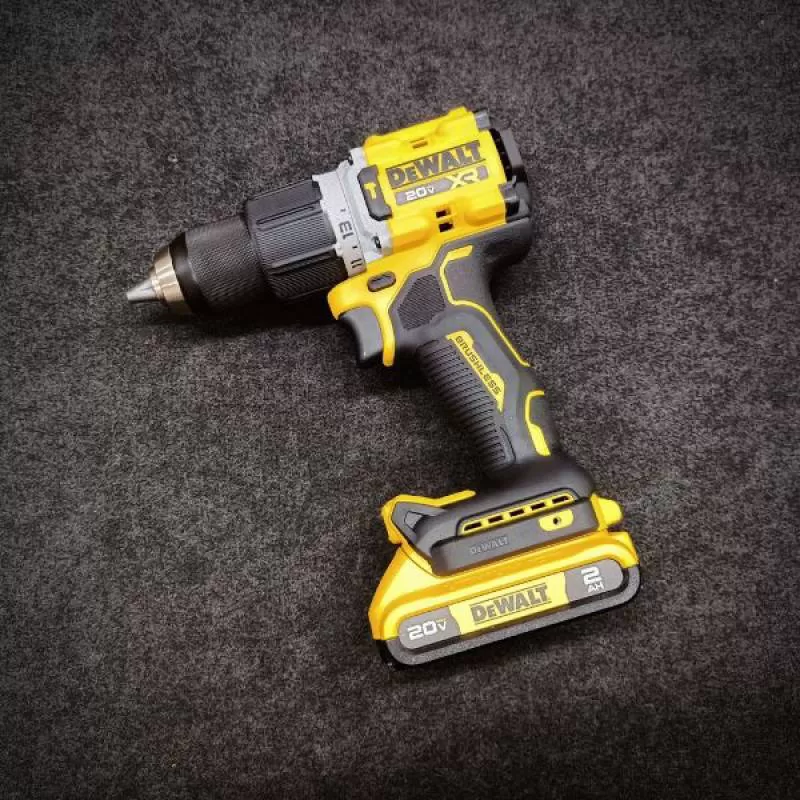 Máy khoan động lực dùng pin 20V Dewalt DCD806N-B1