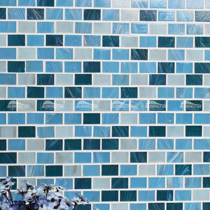 New Design Distributor Price 20x30mm Brick Bond Blue Mixed Golden Line Luxury Luminous Hot Melting Glass Mosaic Pool Tile