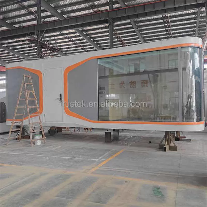 40ft Expandable Container Prefab House Steel Tiny House on Wheels for Office or Shop Use Capsule Resort Hotel Inspired Design
