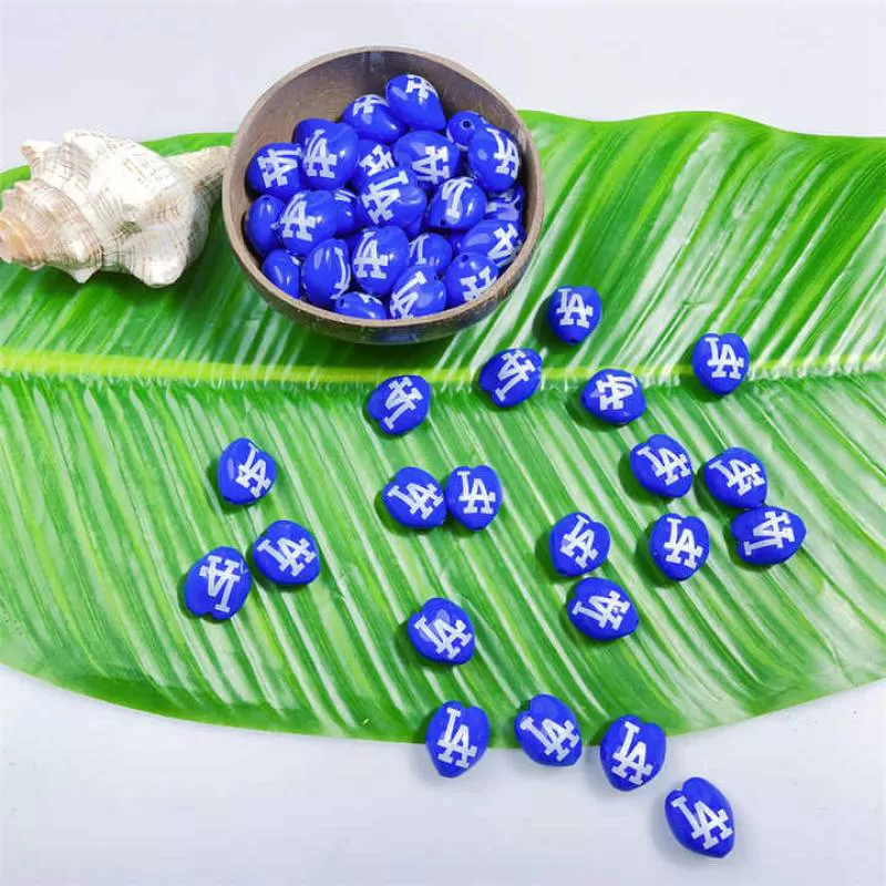 Customized School Logo Hawaii Kukui Nuts 2024 Graduation Leis Hot Sale Hawaiian Leis