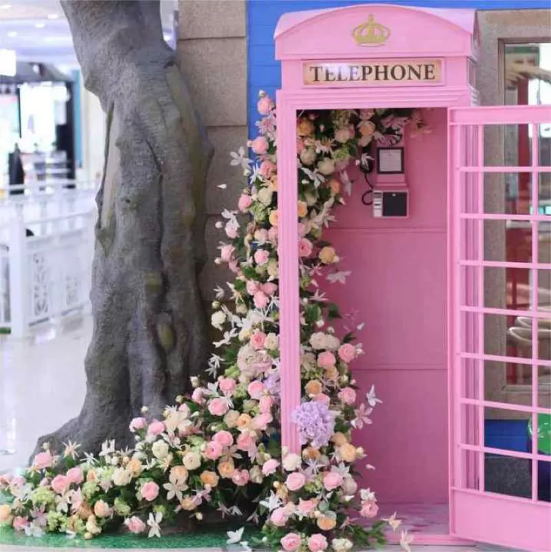 Pink London Telephone Booth Wedding Decor Prop Artificial Flower London Telephone Booth for Wedding Decoration