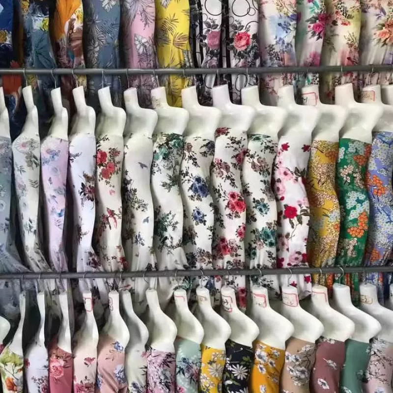 Stocklots Digital Printed Viscose Rayon Fabric for Summer Women Dress Solid Dyed Chillz Crepe Rayon Fabric